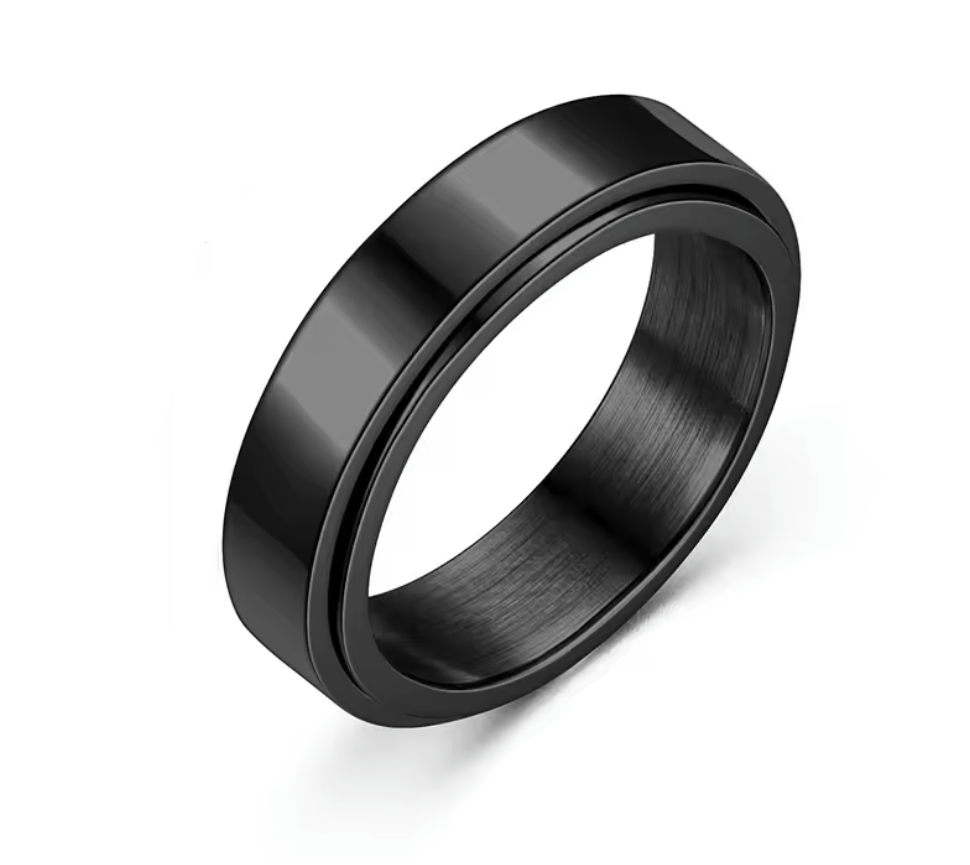 Attensia Orbit Ring